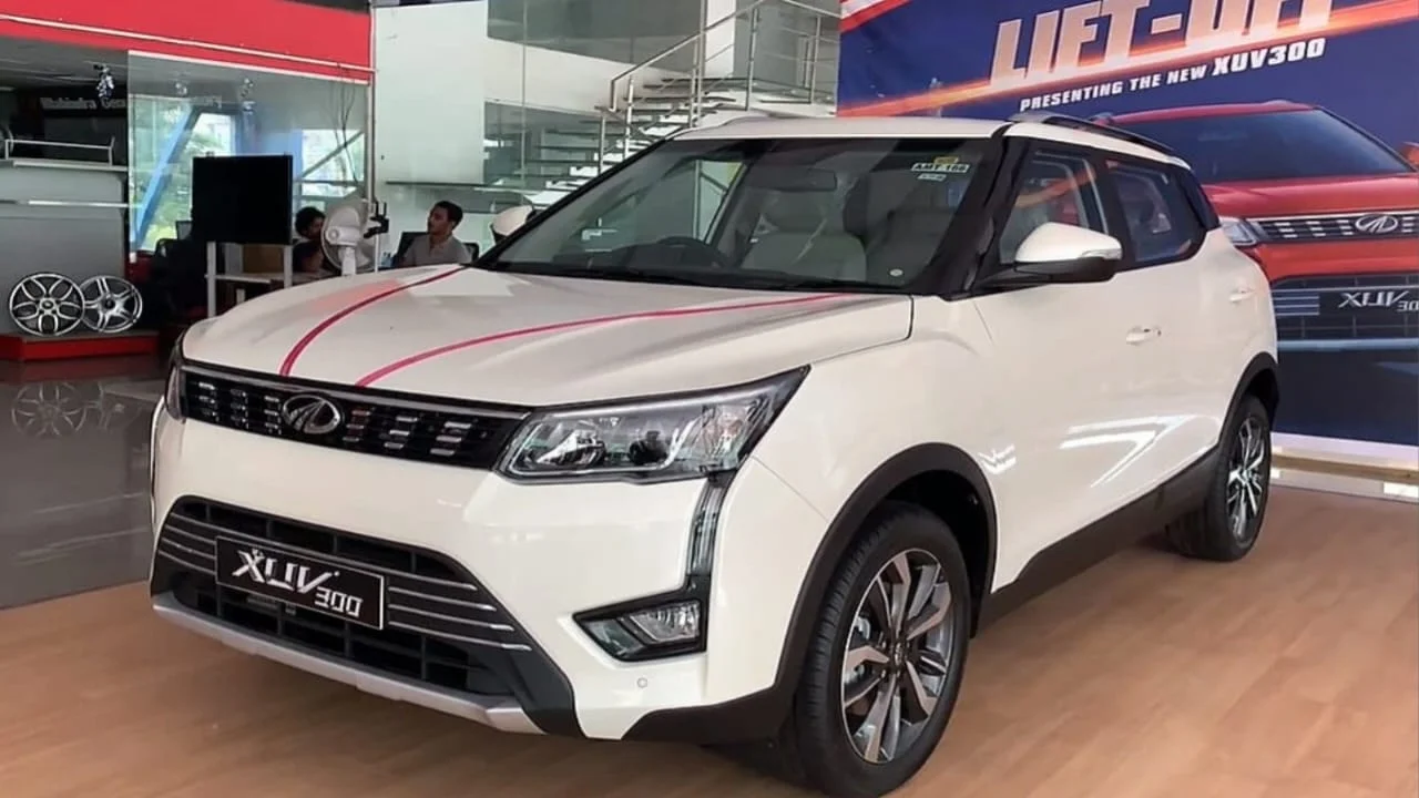 Mahindra XUV300 2025 – The Best Compact SUV With Style, Safety, & Mileage EMI from ₹9,000