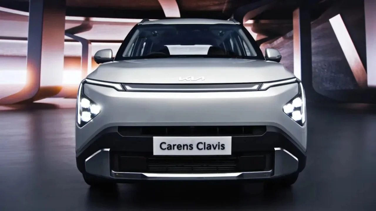 kia-carens-clavis-2025-india